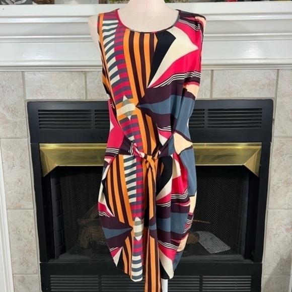Hoss Intropia for Anthropologie Asymmetrical Geometric Pattern Silk Dress - Picture 7 of 14